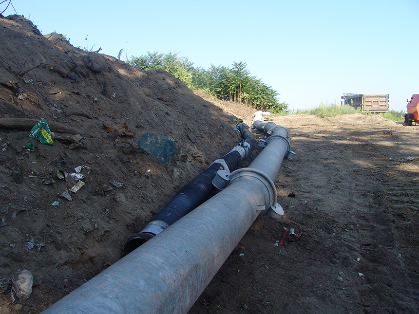  The Warwick Sewer Authority bypassed the damaged area using about 100 feet of interlocking metal pipe. 